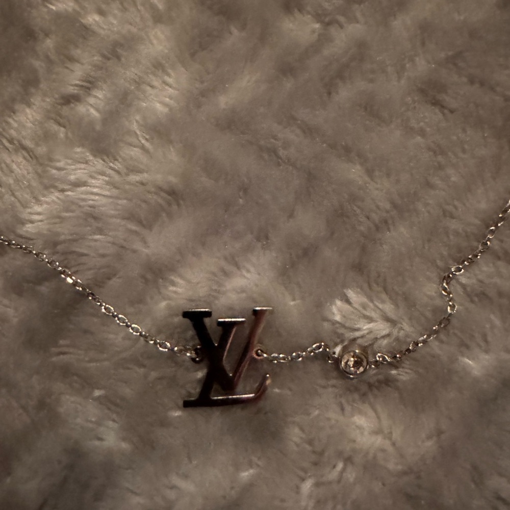 Silver tone Necklace with LV Pendant